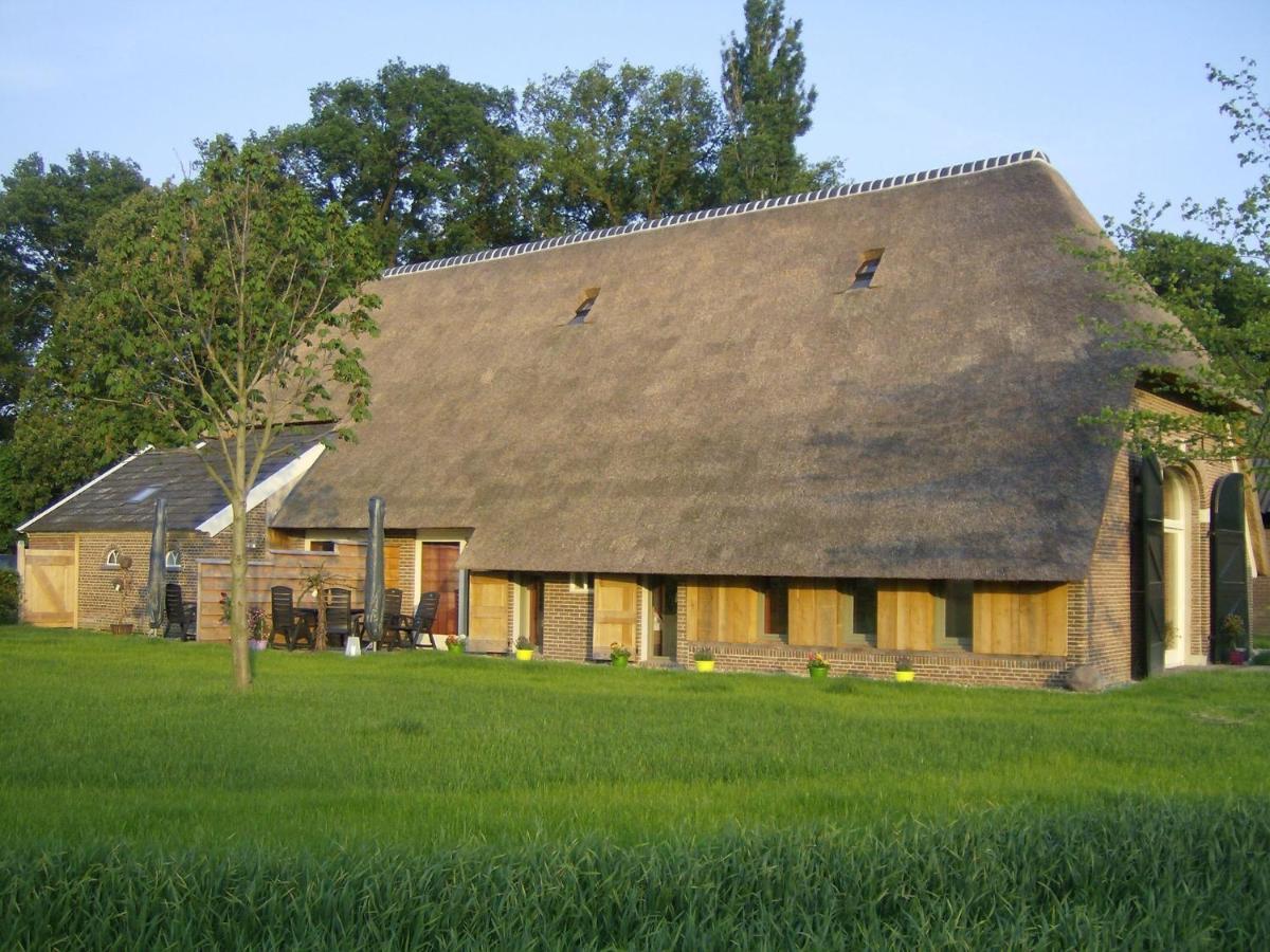 Monumental Farm In The Ash Landscape Villa Geesteren  ภายนอก รูปภาพ